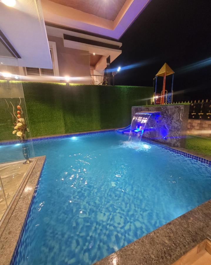 Mount Resorts Lonavala 5 Bhk Luxurious Villa With Private Pool And Full Size Cricket Football Turf Экстерьер фото