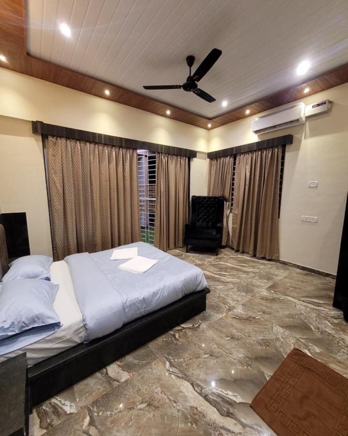 Mount Resorts Lonavala 5 Bhk Luxurious Villa With Private Pool And Full Size Cricket Football Turf Экстерьер фото