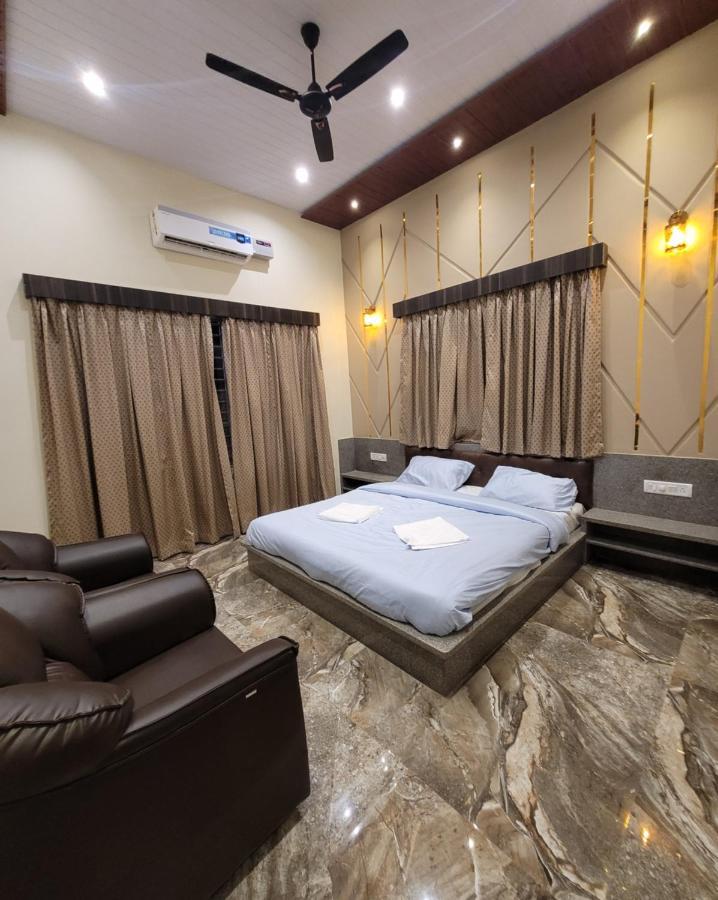 Mount Resorts Lonavala 5 Bhk Luxurious Villa With Private Pool And Full Size Cricket Football Turf Экстерьер фото