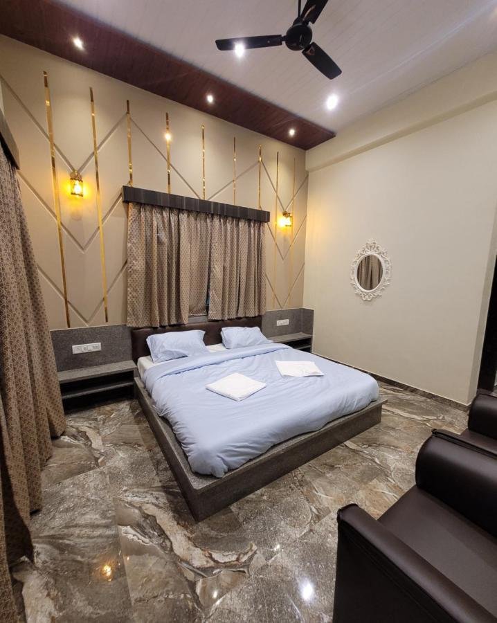 Mount Resorts Lonavala 5 Bhk Luxurious Villa With Private Pool And Full Size Cricket Football Turf Экстерьер фото